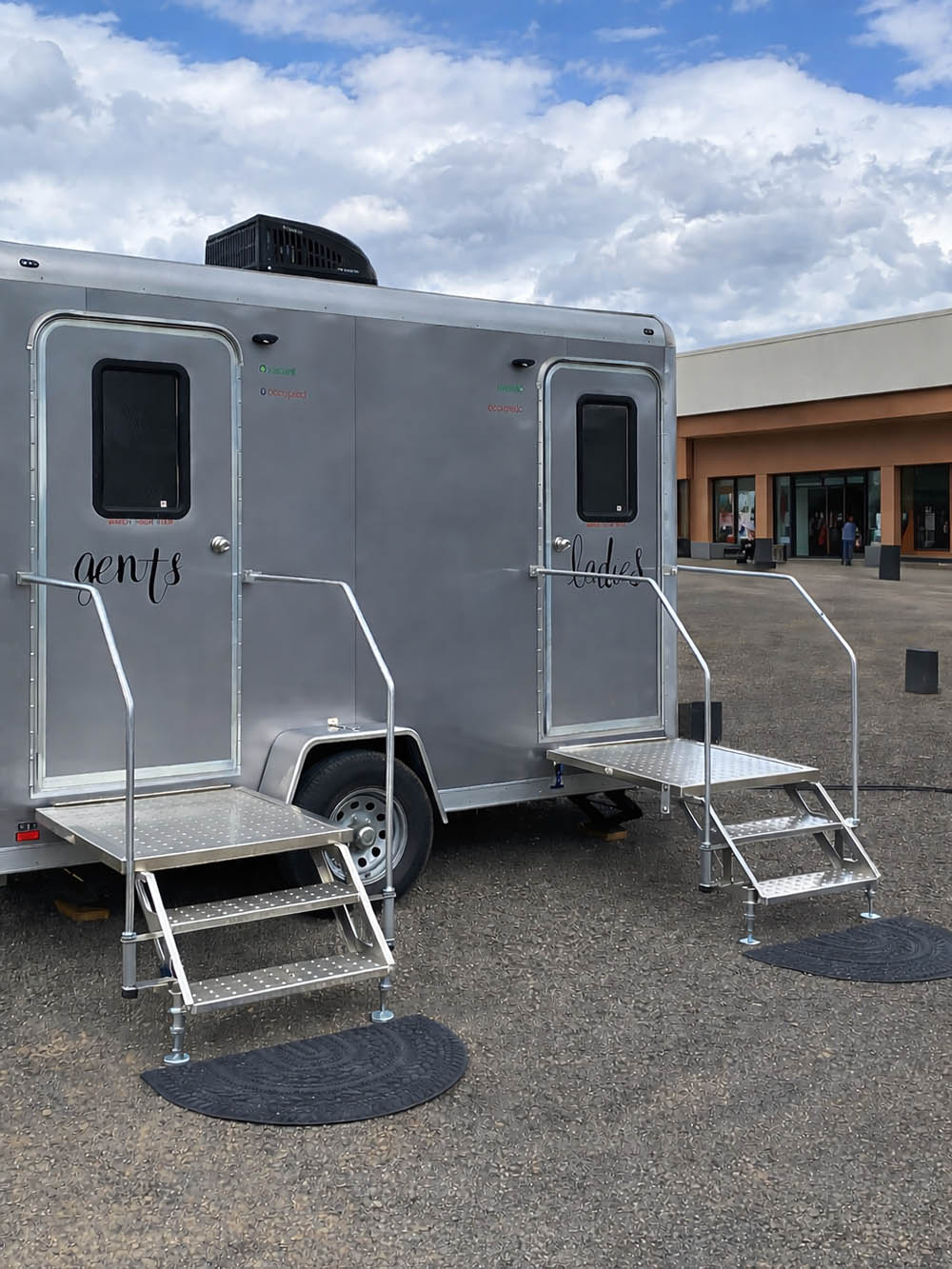 Restroom trailer at grocery store
